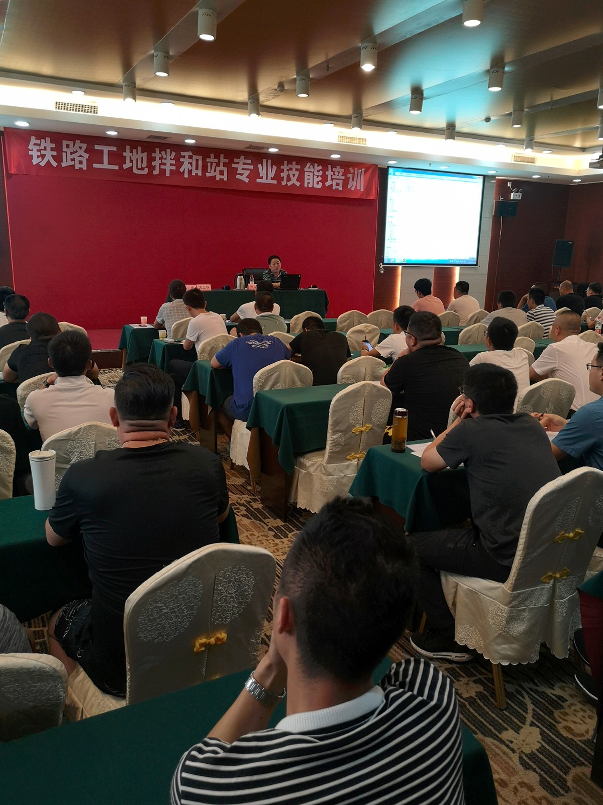 郭志华.jpg